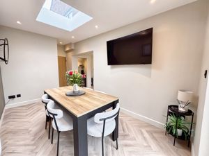 Photo 19- click for photo gallery